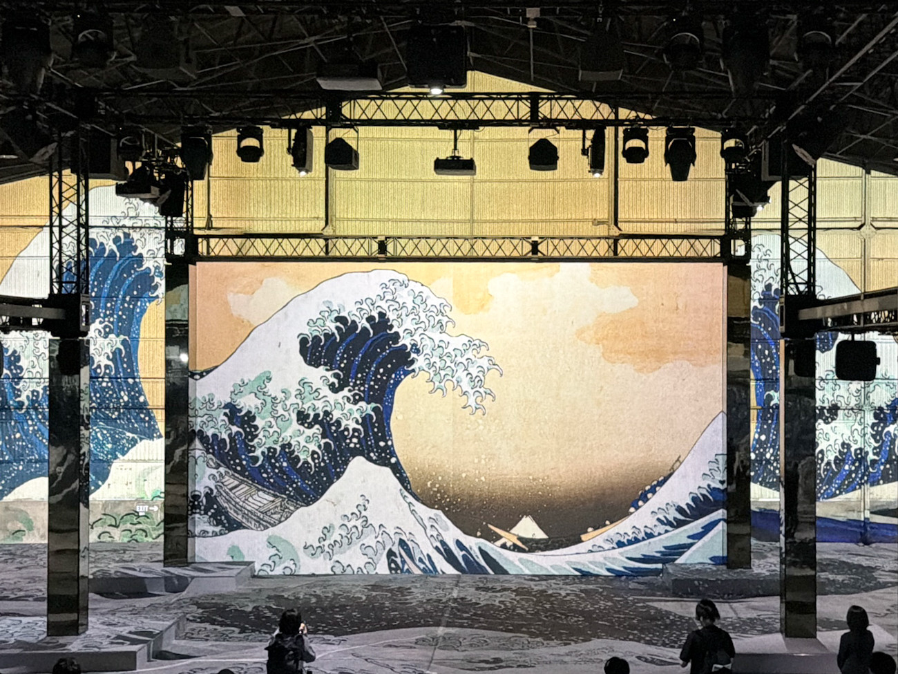THE MOVEUM YOKOHAMA by TOYOTA GROUP「印象派モネと浮世絵［モネを魅了した、日本の美］」会場