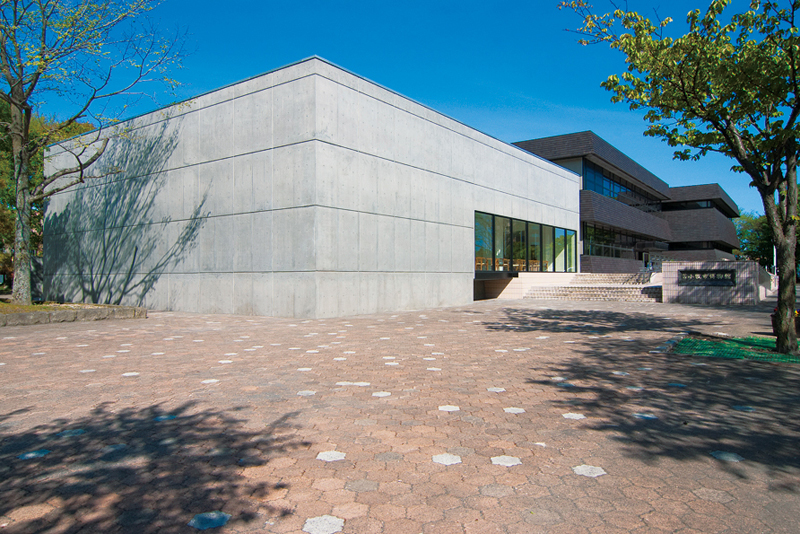 特別展「九谷赤絵の極致　宮本屋窯と飯田屋八郎右衛門の世界」