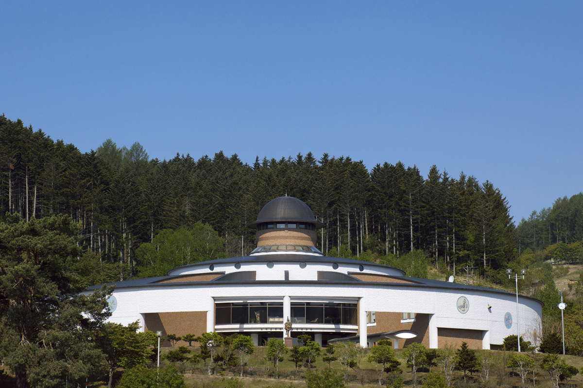 特別展「写真家前川貴行の生き物バンザイ！」