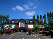 北海道伝統美術工芸村　国際染織美術館