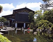 棟方志功記念館