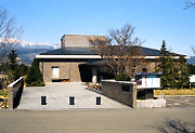 原郷のこけし群 西田記念館