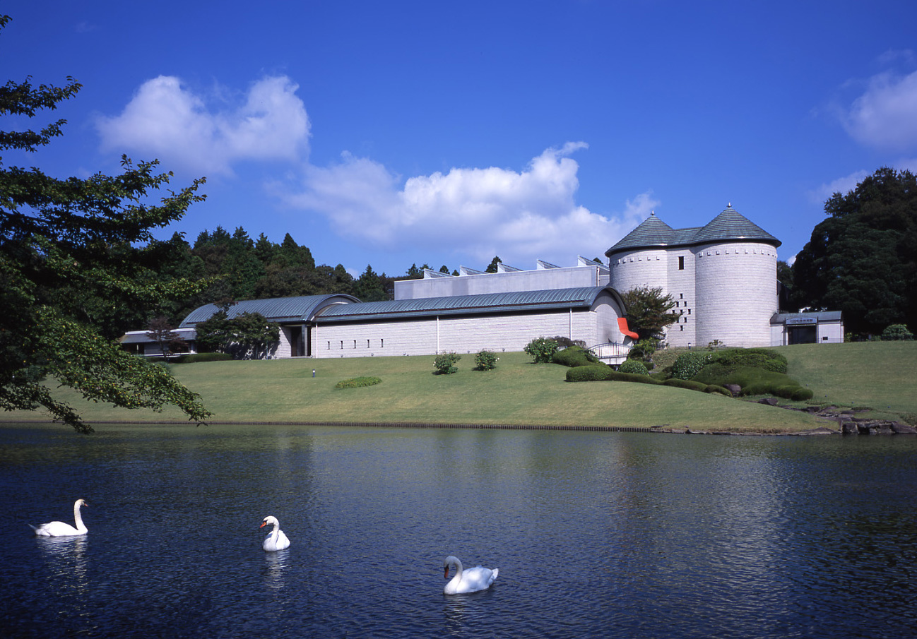 描く、そして現れる ―画家が彫刻を作るとき