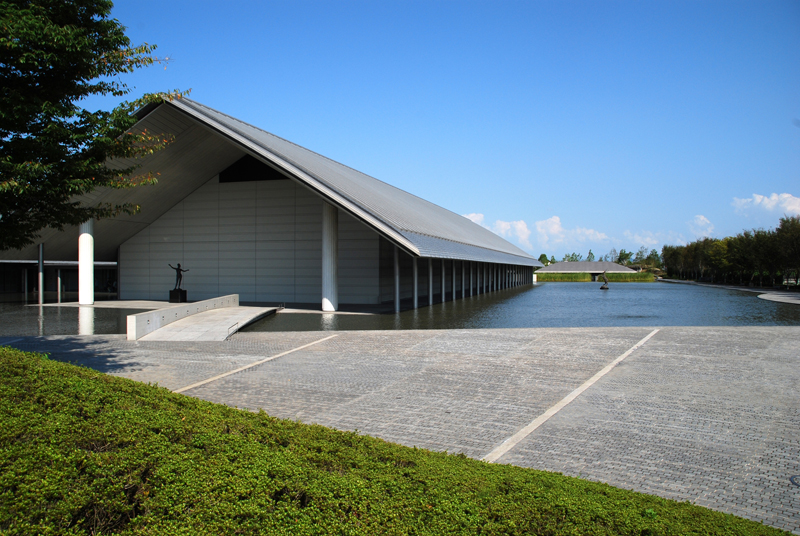 【コロナウイルス感染防止により延期】日本のアニメーション美術の創造者 山本二三展