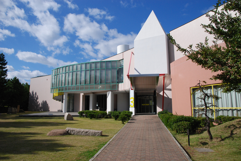 芦屋の美術、もうひとつの起点　－伊藤継郎