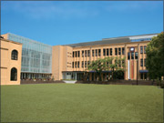 「フランス語圏のマンガ—バンド・デシネの歴史と展開」展