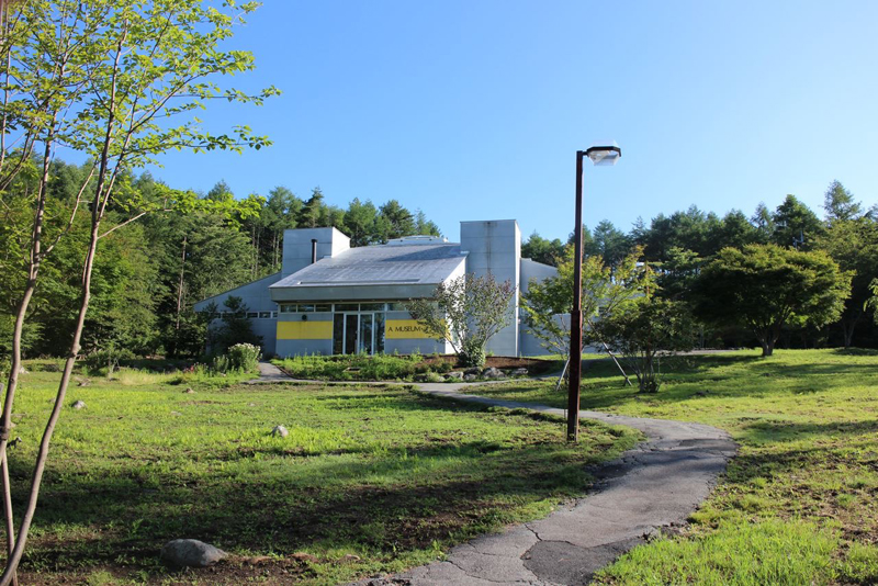 田中治彦モダンアート美術館