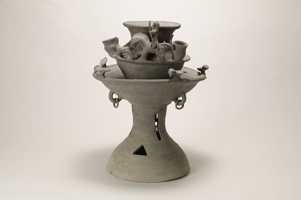 《装飾子持壷付装飾器台》