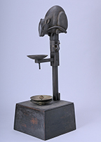 《ねずみ短檠（ねずみ灯）》