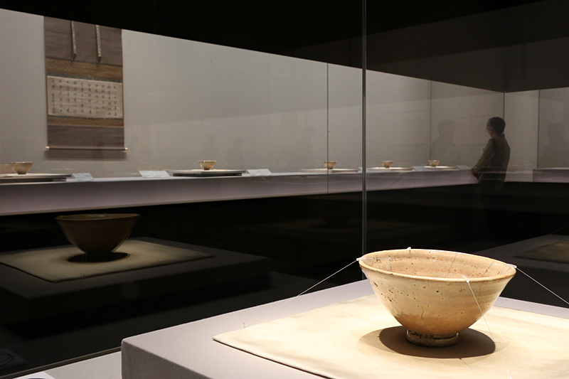 特別展 井戸茶碗 － 戦国武将が憧れたうつわ － | レポート | アイエム