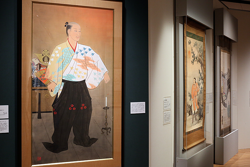 クールな男とおしゃれな女 ─ 絵の中のよそおい