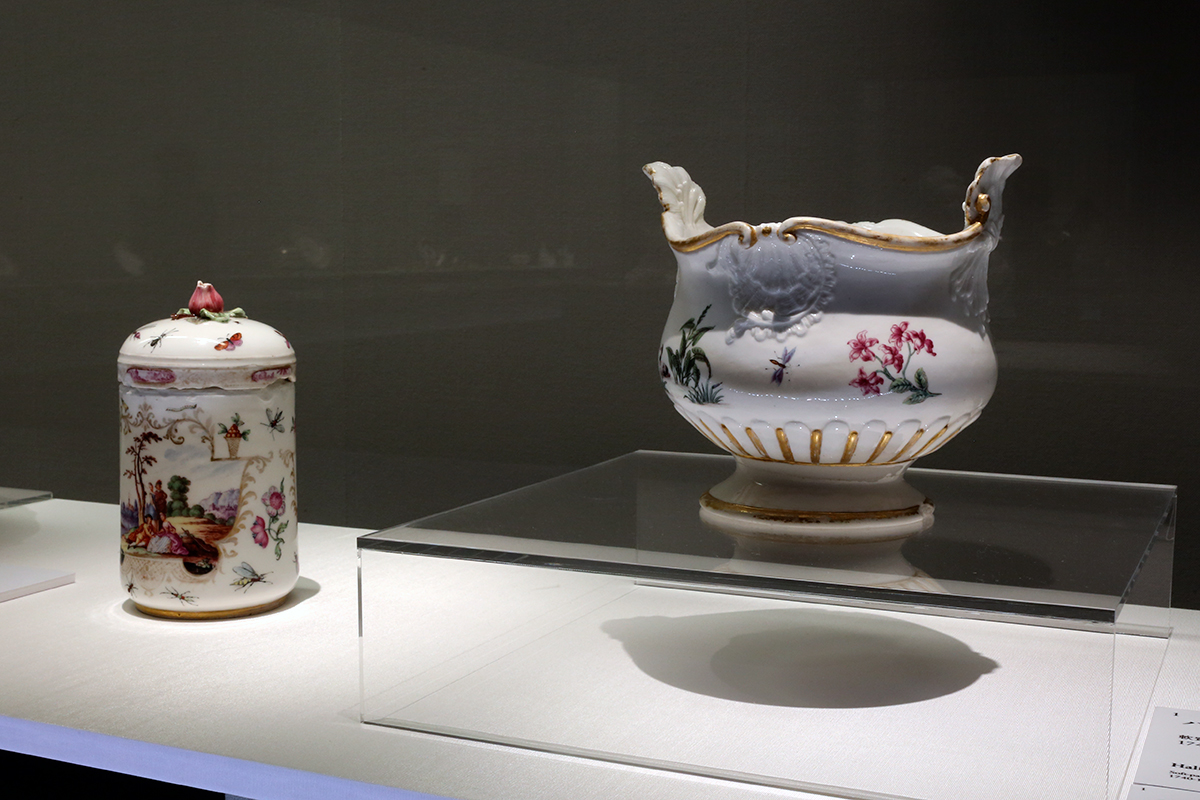 フランス宮廷の磁器　セーヴル、創造の300年