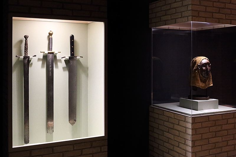 魔女の秘密展 ～ベールに包まれた美と異端の真実～