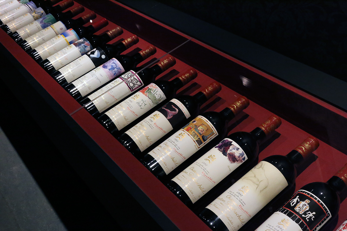 ワイン展　― ぶどうから生まれた奇跡 ―