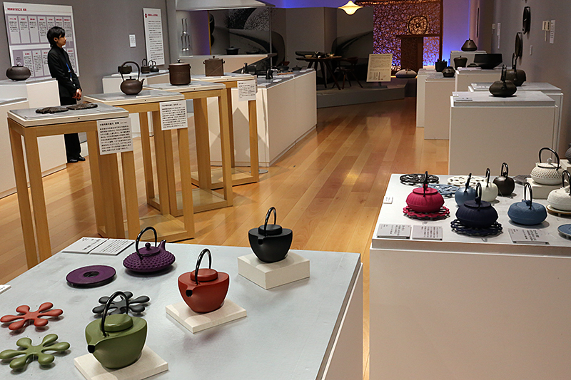 メイド・イン・ジャパン南部鉄器 ─ 伝統から現代まで、400年の歴史 ─